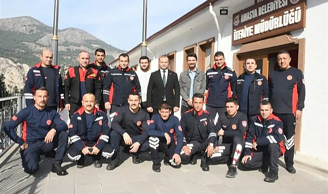 İtfaiyecilere hayvan kurtarma eğitimi verildi