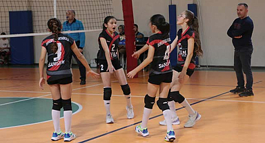 Samsun'da Küçük Kızlar Voleybol İl Birinciliği başladı