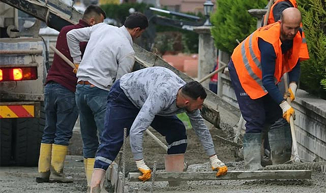Atakum’da yol çalışmaları son hız devam ediyor