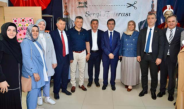 Terme'de yıl sonu sergisi açıldı