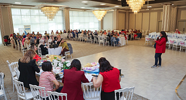 Canik Belediyesinden anne adaylarına eğitim