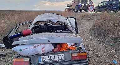 Çorum'da otomobil devrildi: 1 ölü, 5 yaralı