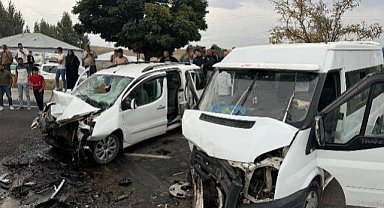 Yol çalışması kazaya neden oldu! 10 kişi yaralandı
