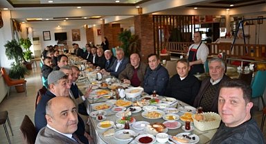 Samsun Vezirköprü'de muhtarlar elektrik kesintilerinden dert yandı