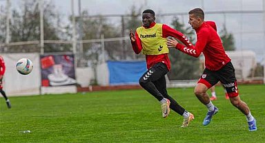Samsunspor yarın Alanyaspor'u ağırlayacak