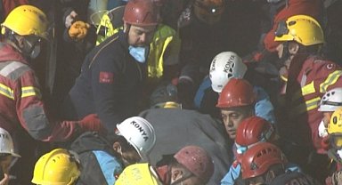 Konya’dan acı haber! Çöken binada 2 kişinin cansız bedenine ulaşıldı