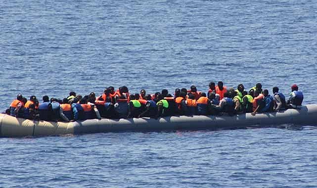 Akdeniz'de göçmen botu battı! 6 kişi öldü, 40 kişi kayboldu