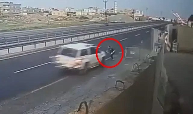 ‘Dur’ ihtarına uymayan şahıs polise çarpıp kaçtı