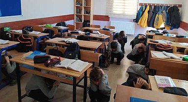 Kocaeli'de deprem nedeniyle okullar tatil edildi