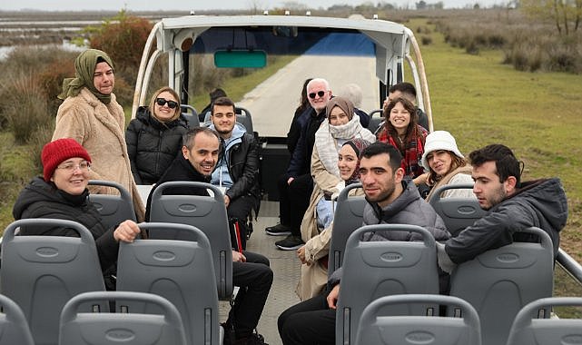 Samsun'da görme engelliler Kuş Cenneti'ni keşfetti