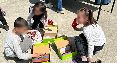 Samsun'da öğrencilere 23 Nisan öncesi giysi ve ayakkabı sürprizi