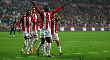 Samsunspor öne geçerse kazanıyor