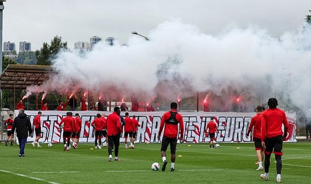Samsunspor  Sipay Bodrum FK maçı hazırlıklarında taktik çalıştı