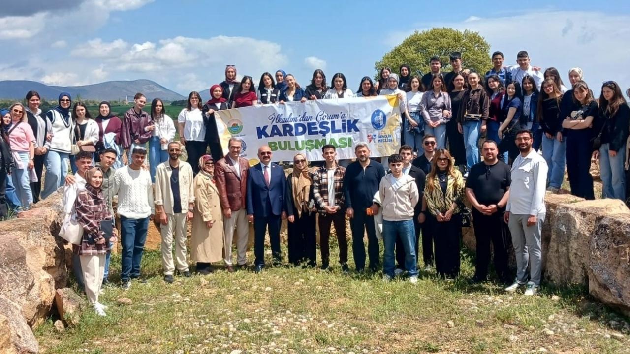 İlkadım’ın gençlerinden Çorum’a kültür ve doğa ziyareti
