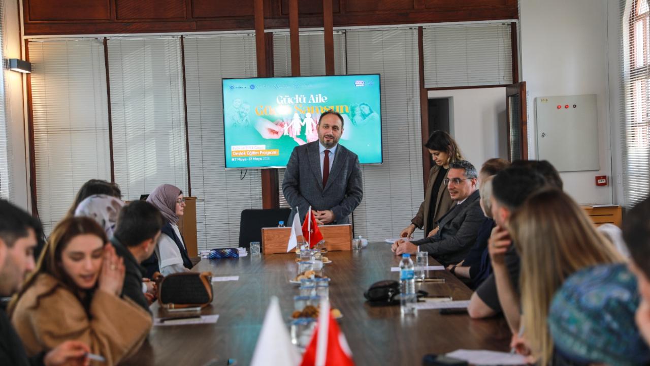 Samsun Büyükşehir 500’ün üzerinde programla ailelerle bir araya geldi