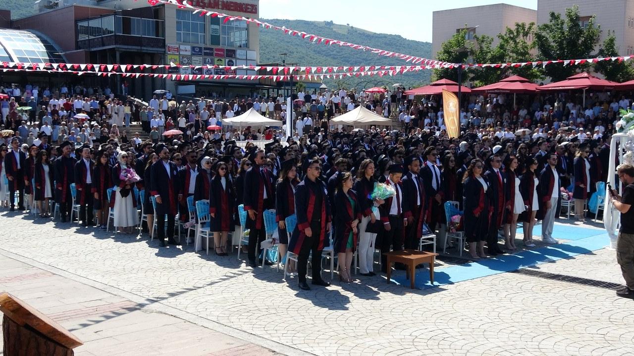 Samsun'da sağlık ordusuna 365 yeni hekim katıldı