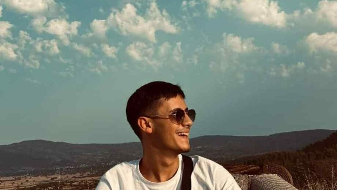 Otomobilin çarptığı motosikletin sürücüsü Mehmet Çınar Tezcan öldü