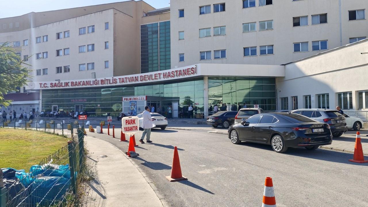 Sağlık müdürünü taşıyan resmi araç çocuğa çarptı!