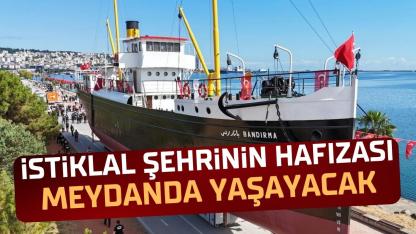 Samsun'da Bandırma Vapuru yeni yerinde: İstiklal şehrinin hafızası bu meydanda yaşayacak