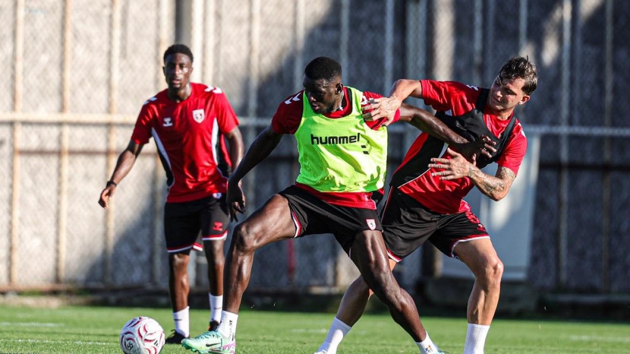 Samsunspor'dan dar alanda çift kale maç