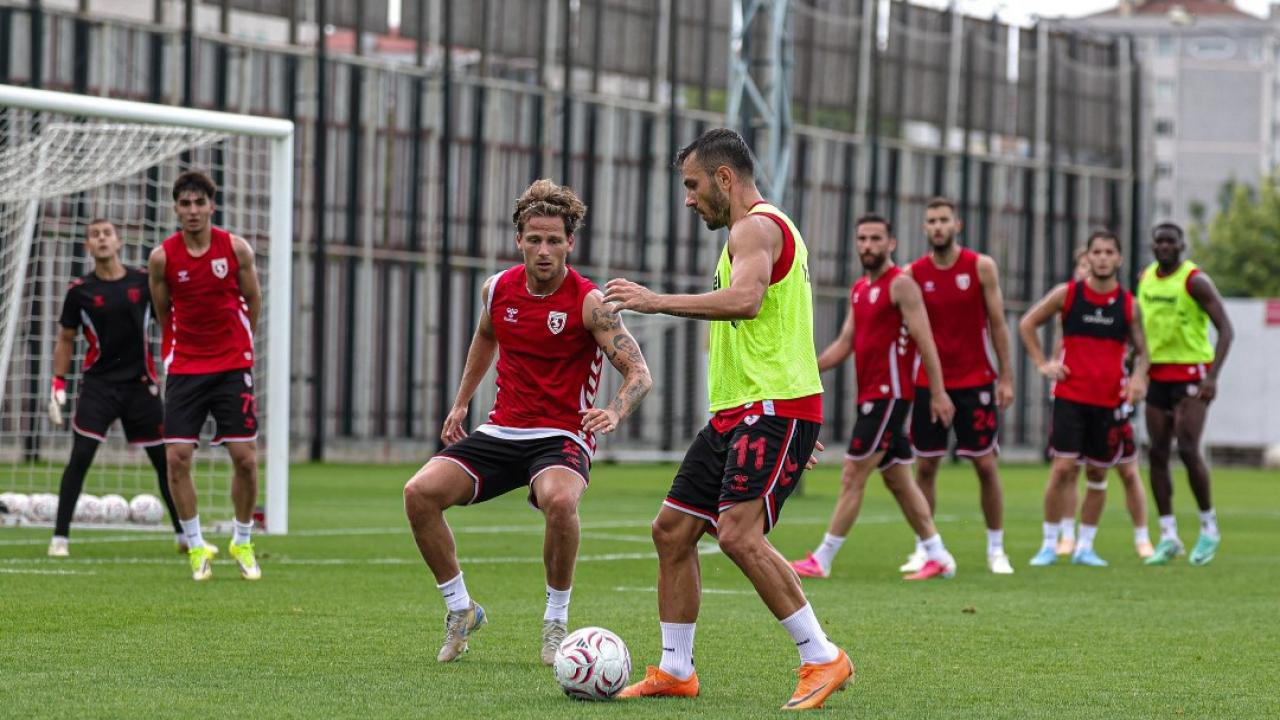 Samsunspor'un yeni sezon hazırlıkları sürüyor