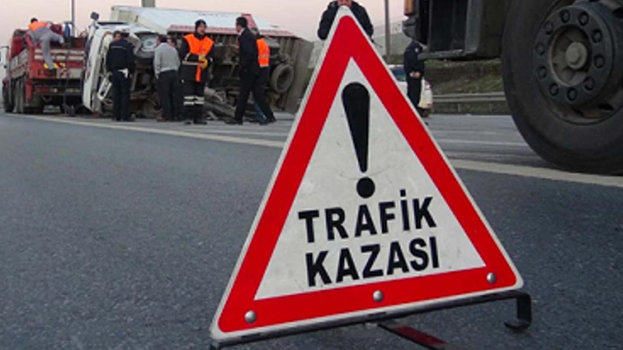 Şarampole devrilen otomobildeki 1 çocuk öldü, 8 kişi yaralandı!