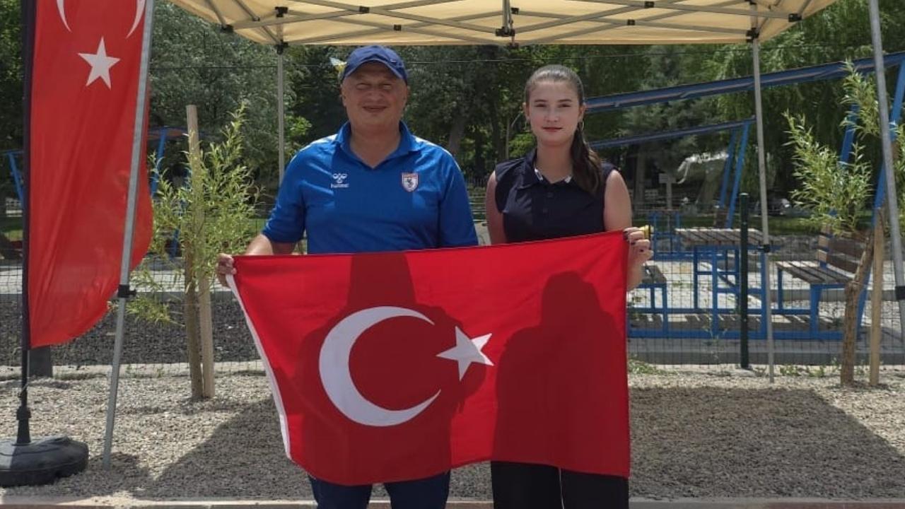 Sıla Tunç'dan Türkiye rekoru