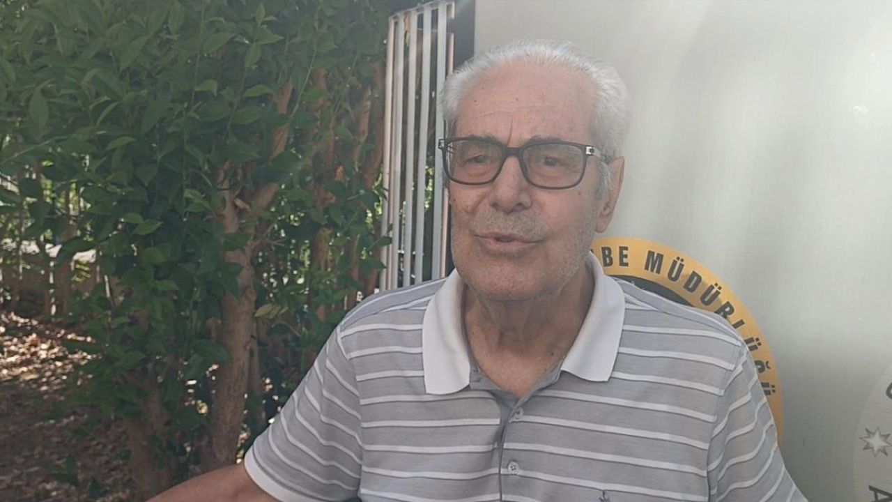 Uzman ismi de kandırdılar! Bin 758 Cumhuriyet altınını elleriyle teslim etti