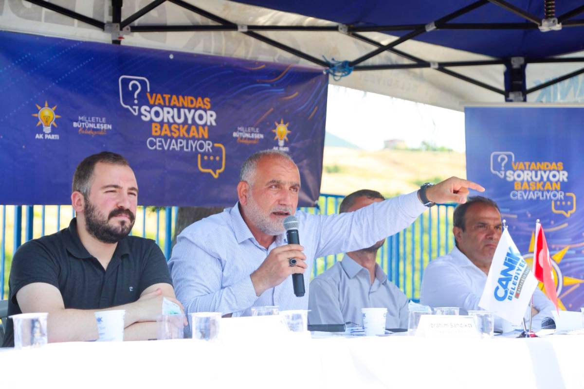 İbrahim Sandıkçı Toptepe'de vatandaşların taleplerini dinledi
