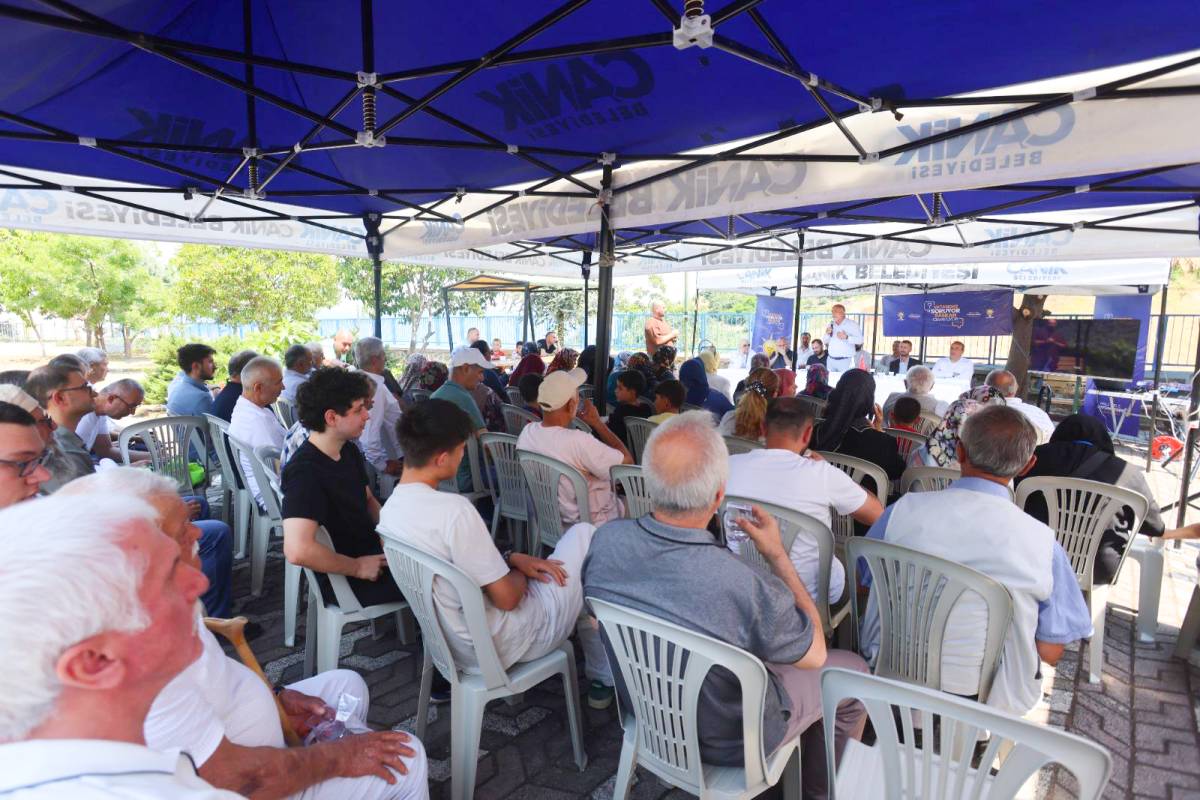 İbrahim Sandıkçı Toptepe'de vatandaşların taleplerini dinledi