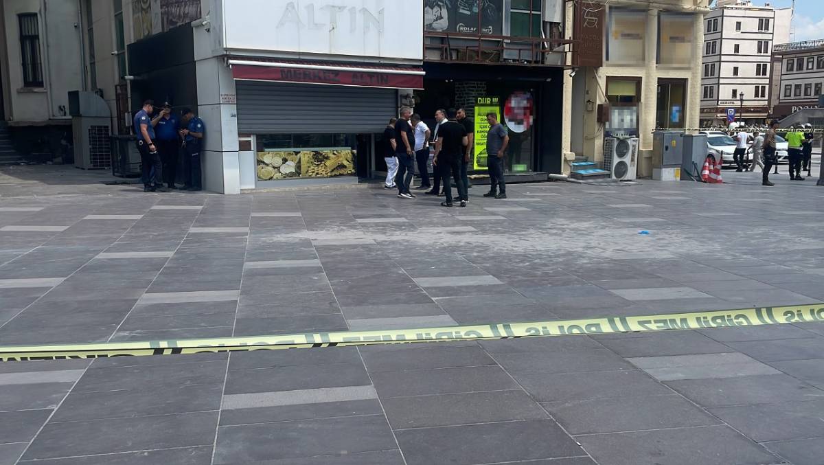 Alacak verecek meselesinde kan aktı! Silahla vurulan kuyumcu hayatını kaybetti