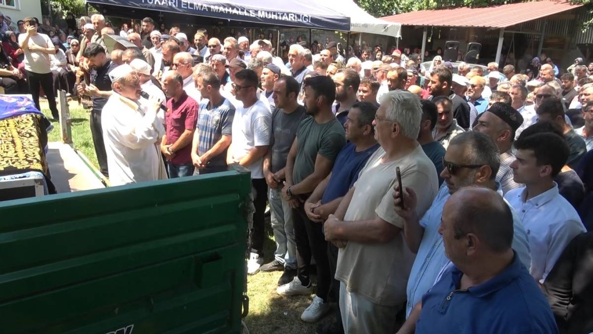 Samsun'da feci kazada hayatını kaybeden karı koca toprağa verildi