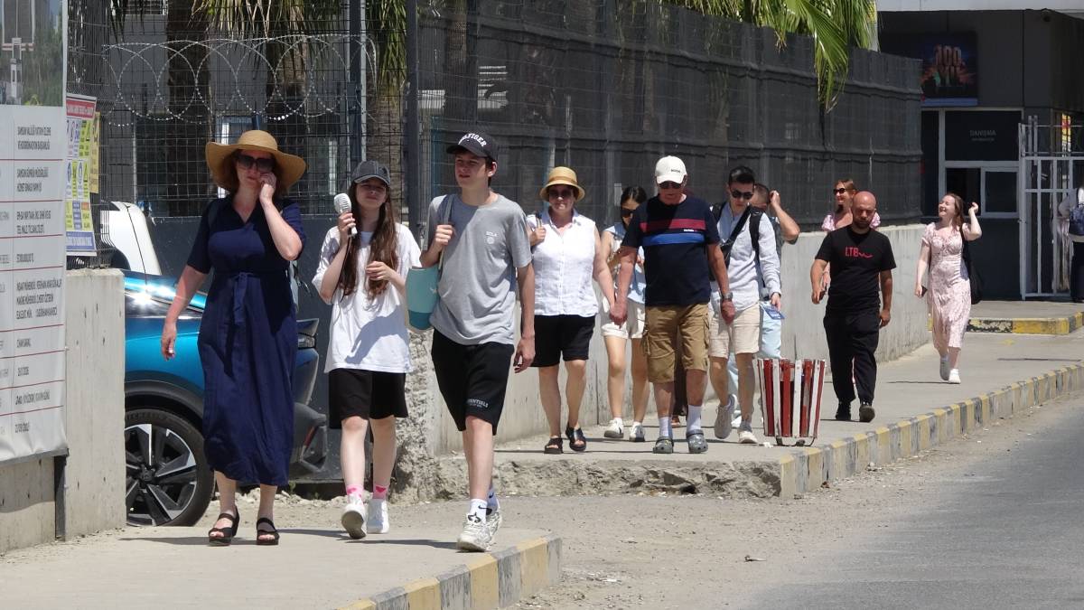 Astoria Grande yeniden Samsun'da! Rus turistlerden Karadeniz çıkarması