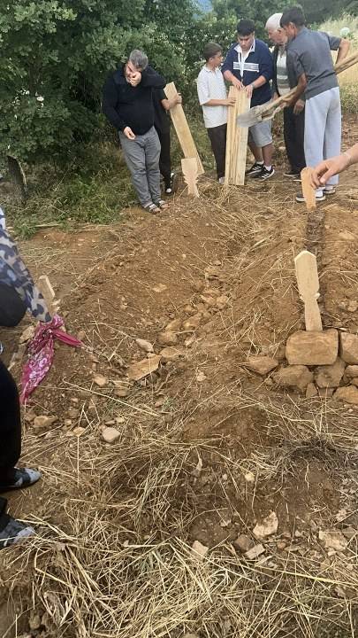 Babası tarafından öldürülen 4 yaşındaki Öykü Naz toprağa verildi