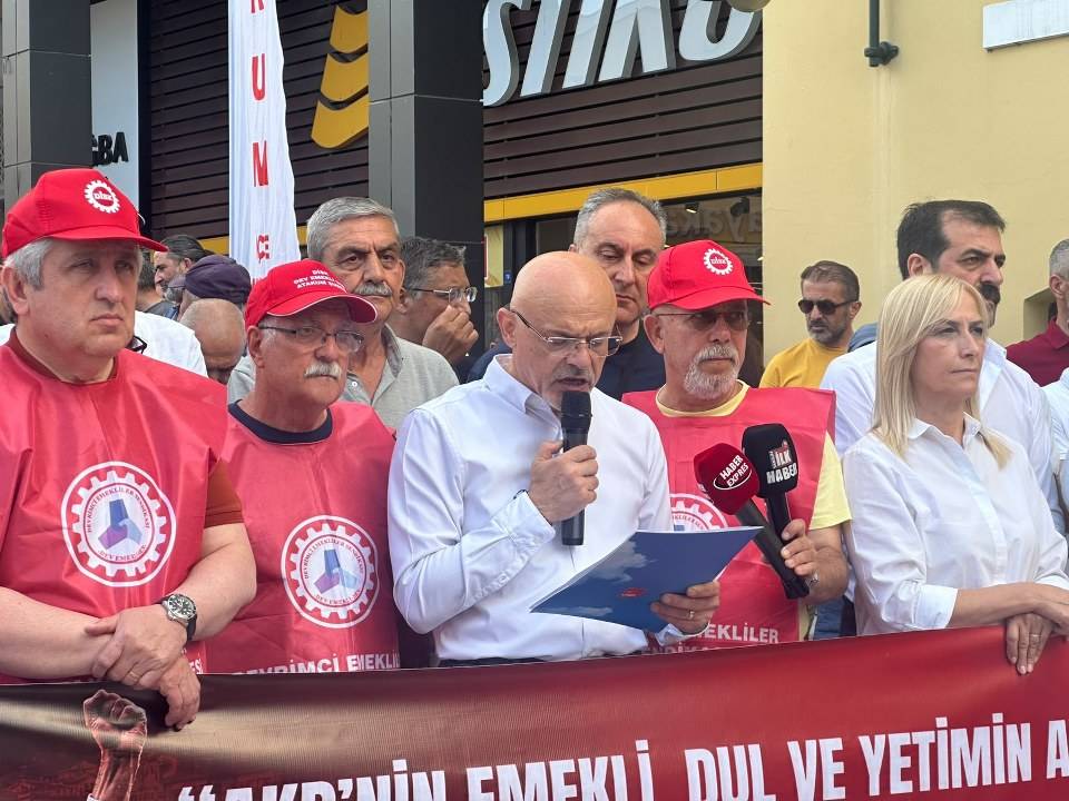 CHP Samsun'dan emekli, dul ve yetim aylıklarına yapılan zamlara tepki