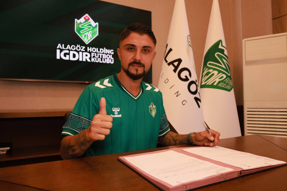 Samsunspor’dan ayrılan futbolcu o takımla anlaştı