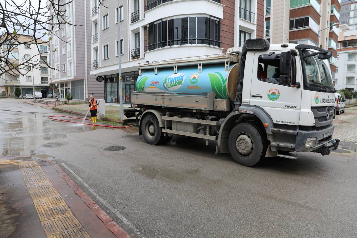 İlkadım'ın her noktasında yoğun mesai
